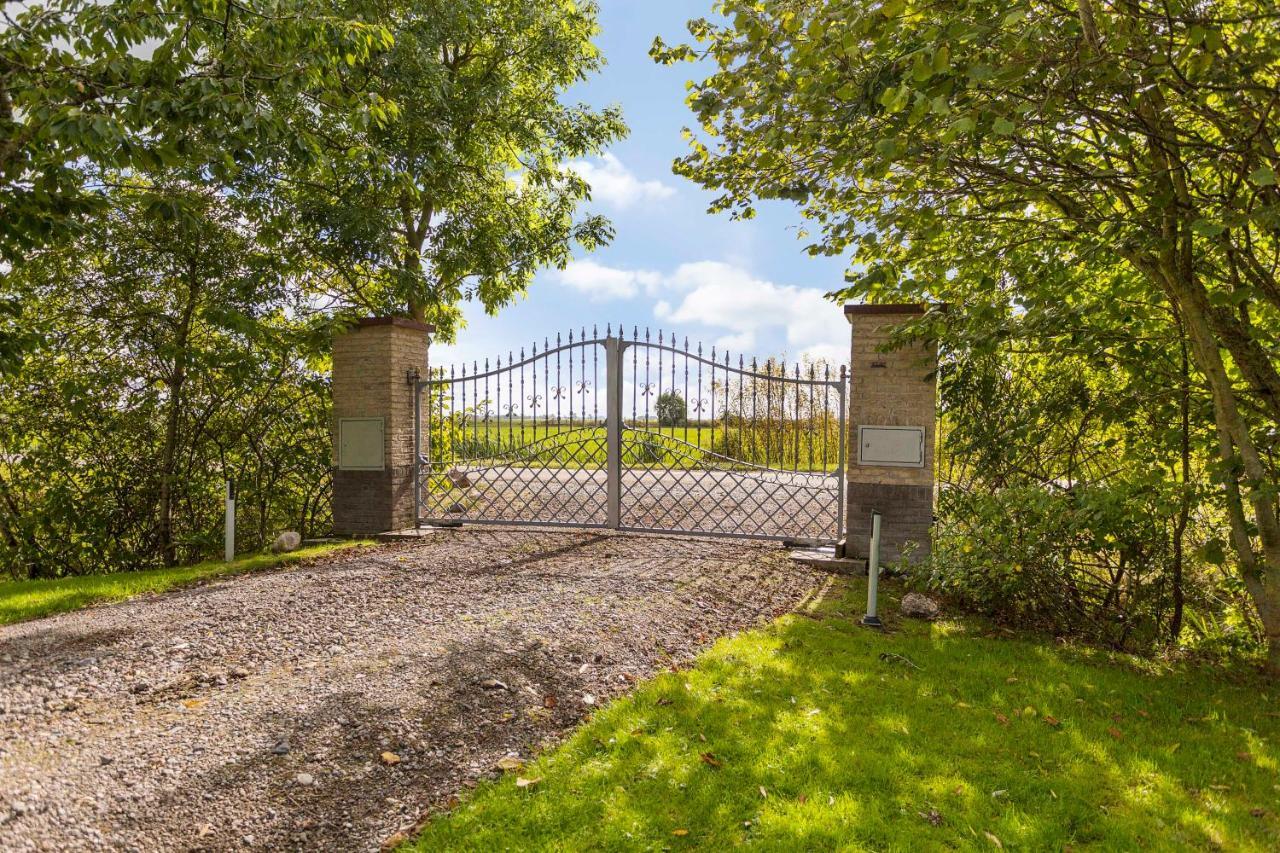 B&B Hoptille Hilaard Exteriör bild